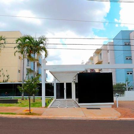 (NOVO) Flat aconchegante. 200 metros da Av. Fiúsa Ribeirão Preto Exterior foto